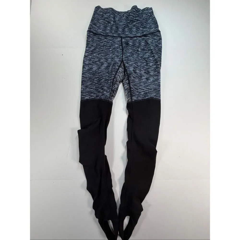 Lululemon Wunder Under Stirrup Leggings Dramatic Static Black White Size 6 EUC